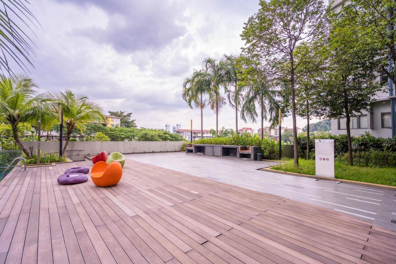 Peaceful 3-Bedroom With Pool 5 Pax - Wangsa Maju Куала-Лумпур Экстерьер фото